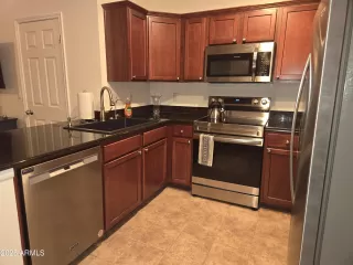 Photo #6: 6899903 Listing 