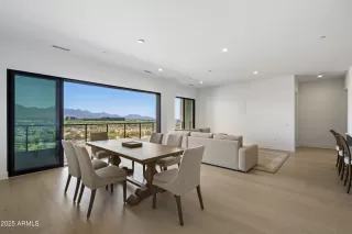 Photo #2: 6900019 Listing