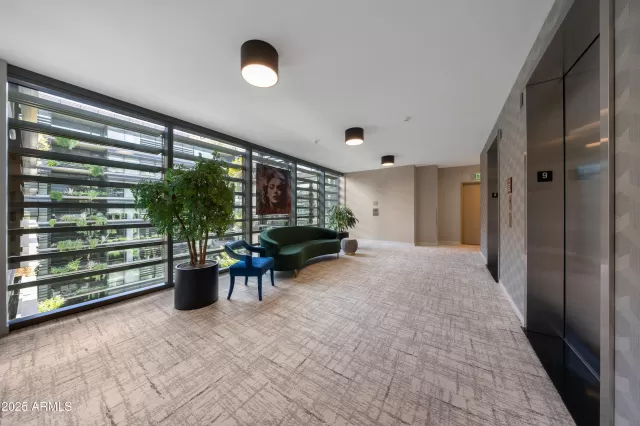 MLS: 6900066 Condo For Sale