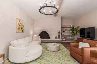 Photo #3: 6900140 Listing 