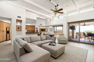 Photo #6: 6900471 Listing 