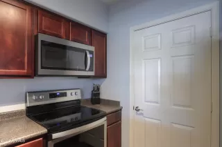 Photo #6: 6900546 Listing