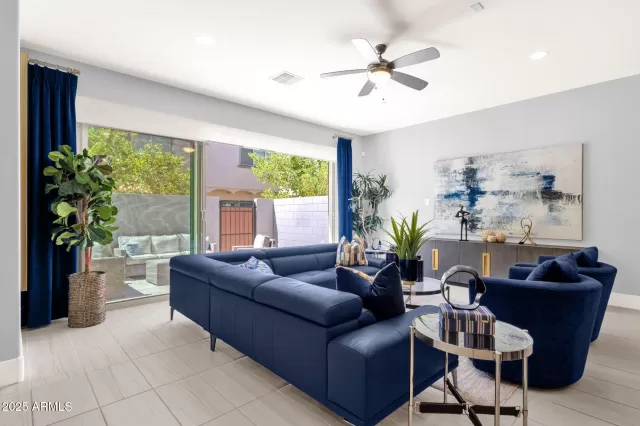 MLS: 6900641 Condo For Sale