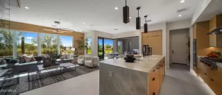 Photo #4: 6900719 Listing