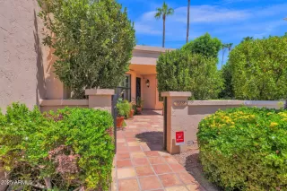 Photo #3: 6900957 Listing 