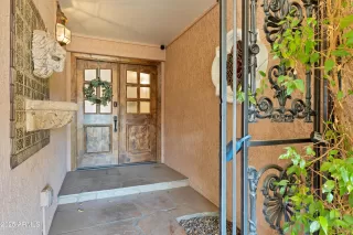 Photo #1: 6900966 Listing