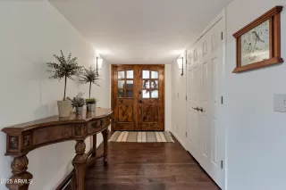 Photo #2: 6900966 Listing