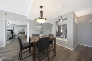 Photo #6: 6900994 Listing 