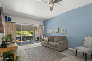 Photo #4: 6901010 Listing