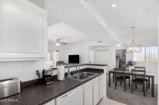 Photo #4: 6901192 Listing 