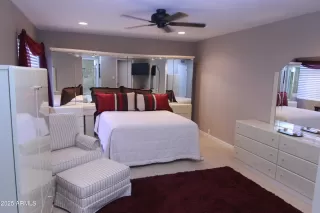 Photo #6: 6901340 Listing 