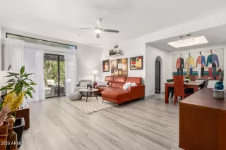 Photo #4: 6901509 Listing 