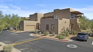 Photo #1: 6901675 Listing 