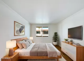 Photo #3: 6901755 Listing