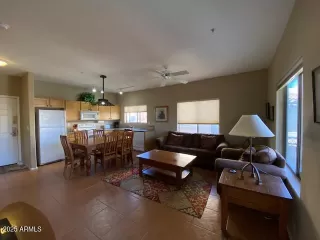 Photo #3: 6902268 Listing 