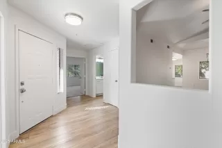 Photo #4: 6902312 Listing 