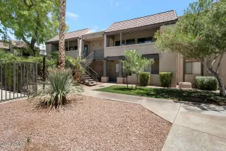 Photo #3: 6902534 Listing