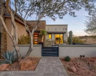 Photo #4: 6902728 Listing