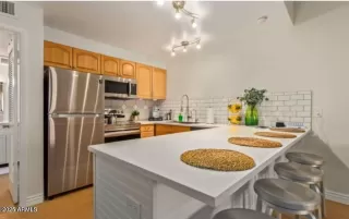 Photo #2: 6903033 Listing 