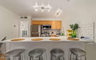 Photo #3: 6903033 Listing 