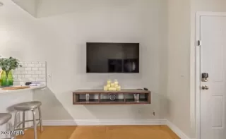 Photo #4: 6903033 Listing 