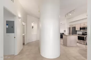 Photo #5: 6903135 Listing