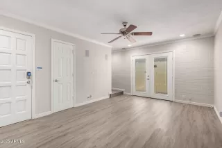 Photo #6: 6903136 Listing 