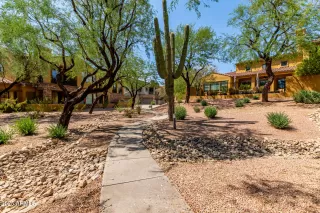 Photo #2: 6903256 Listing