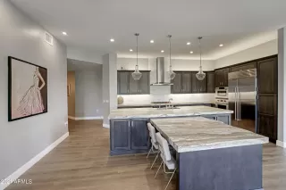 Photo #2: 6903499 Listing 