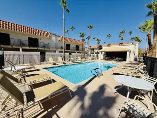 Photo #2: 6903634 Listing 