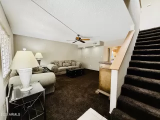 Photo #5: 6903634 Listing 