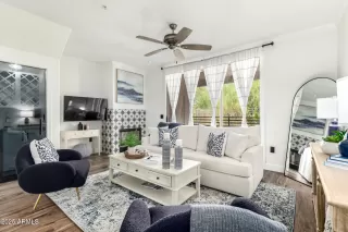 Photo #3: 6903651 Listing 