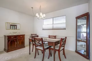 Photo #6: 6903816 Listing