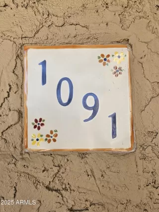 Photo #1: 6903978 Listing