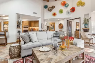 Photo #6: 6904122 Listing 