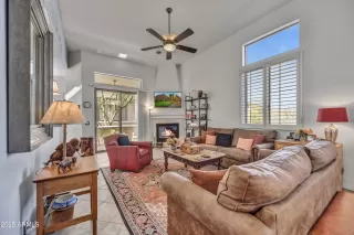 Photo #2: 6904125 Listing