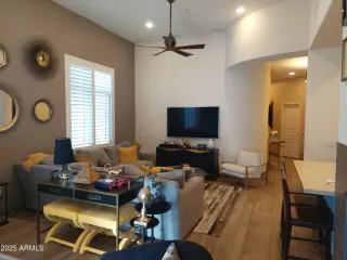 Photo #3: 6904181 Listing