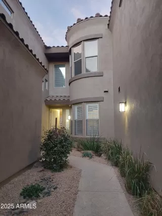 Photo #1: 6904182 Listing