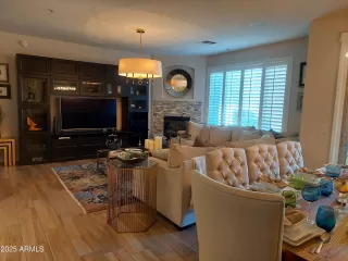 Photo #4: 6904182 Listing