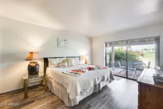 Photo #4: 6904384 Listing