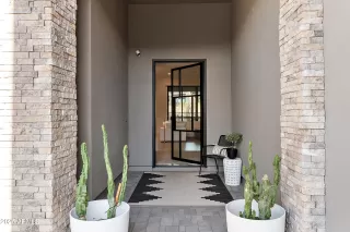 Photo #3: 6904461 Listing 