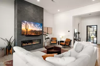 Photo #6: 6904461 Listing 