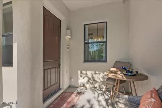 Photo #4: 6904589 Listing