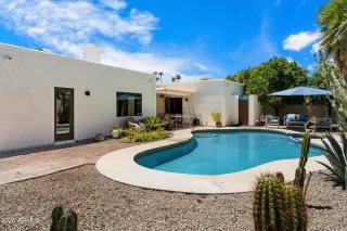 Photo #3: 6904668 Listing