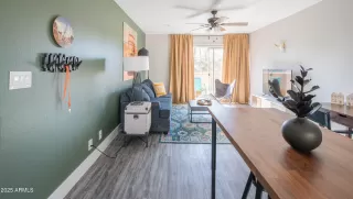 Photo #1: 6904926 Listing 