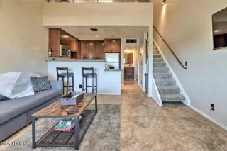 Photo #3: 6905175 Listing 