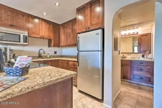 Photo #5: 6905175 Listing 