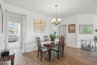 Photo #5: 6905330 Listing 