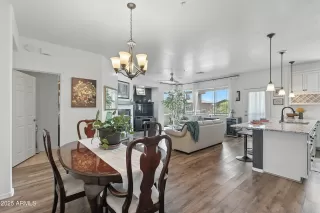 Photo #6: 6905330 Listing 