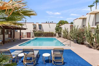 Photo #3: 6905355 Listing 